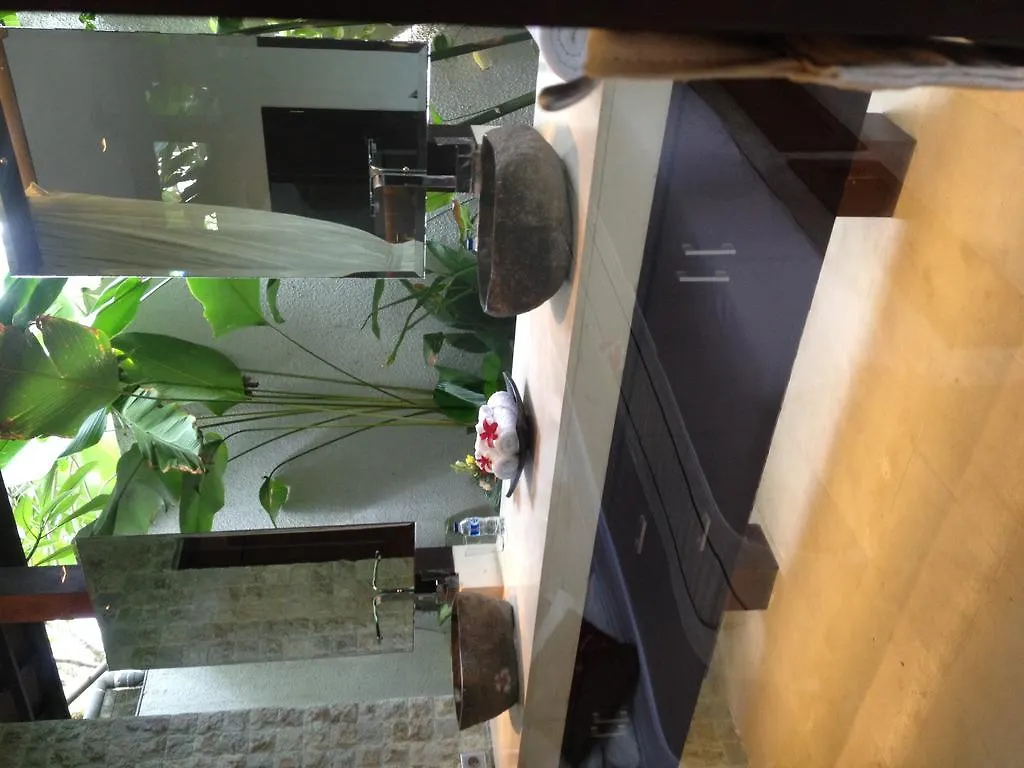 Villa Besok Seminyak Indonezja